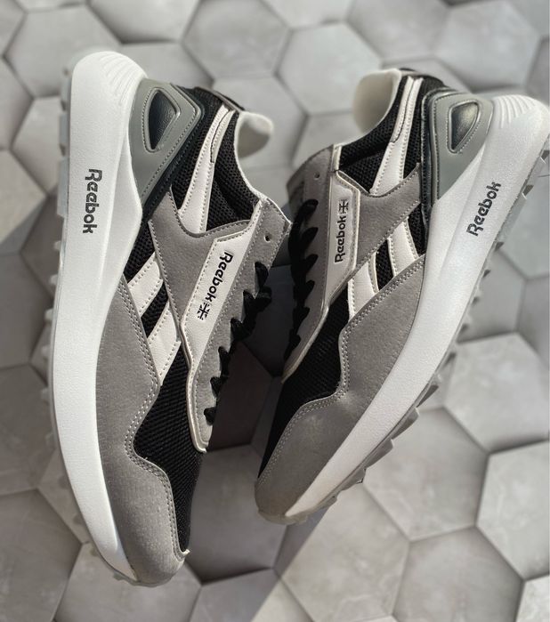 Продам кросовки Reebok