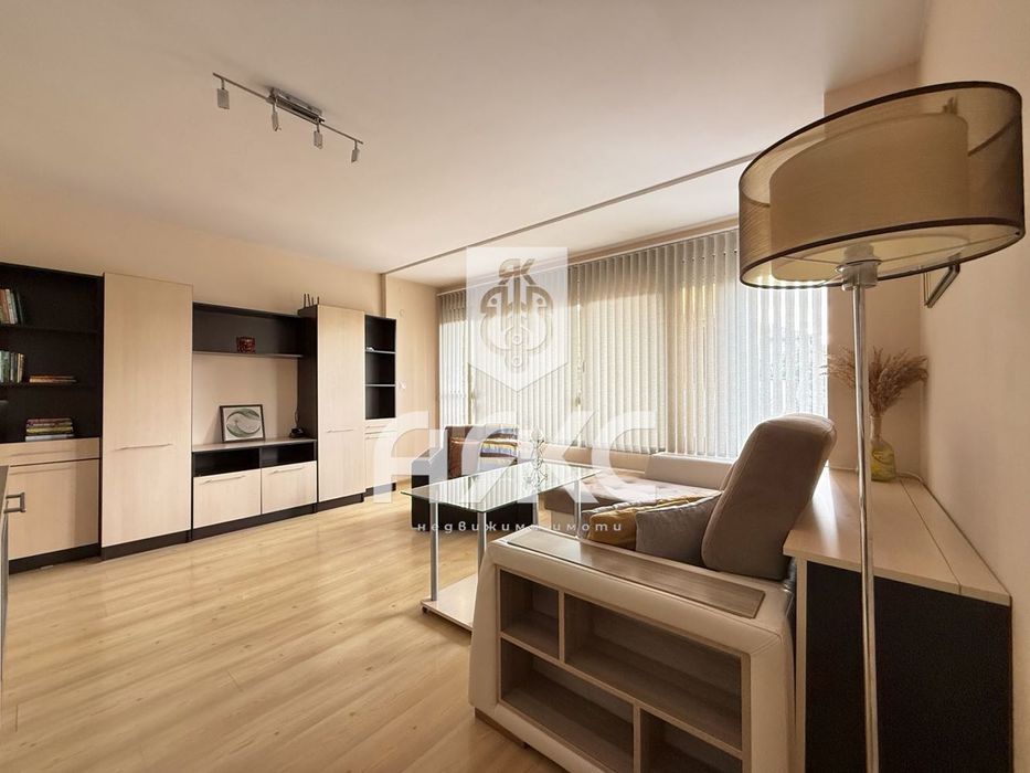 Дава се под наем Двустаен апартамент в София, Бъкстон - 70 кв.м за 720 € - Снимка #2