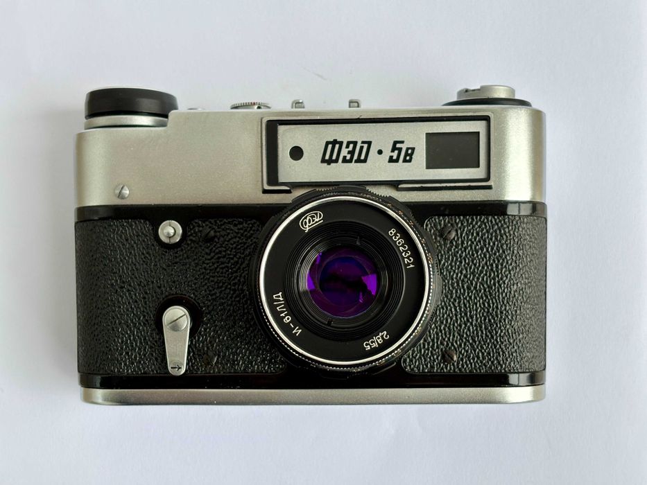 Aparat foto FED-5B cu obiectiv Industar 2.8/55