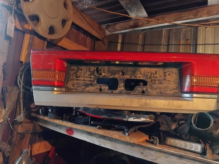 Запчастей мазду переходку  айна