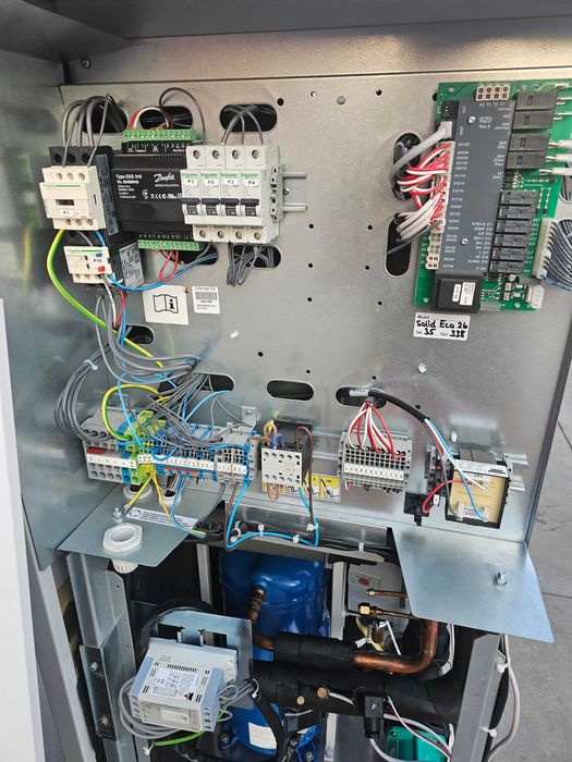 Термопомпа вода-вода Thermia - 26 KW