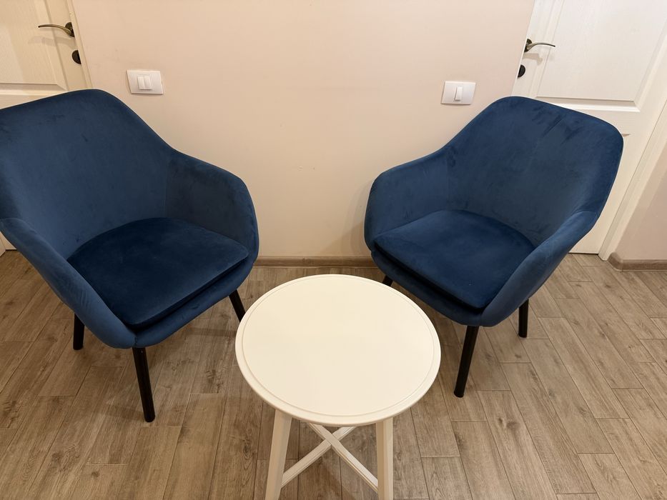 Vand scaun coafor, scafa, pat cosmetica, receptie, mobilier salon