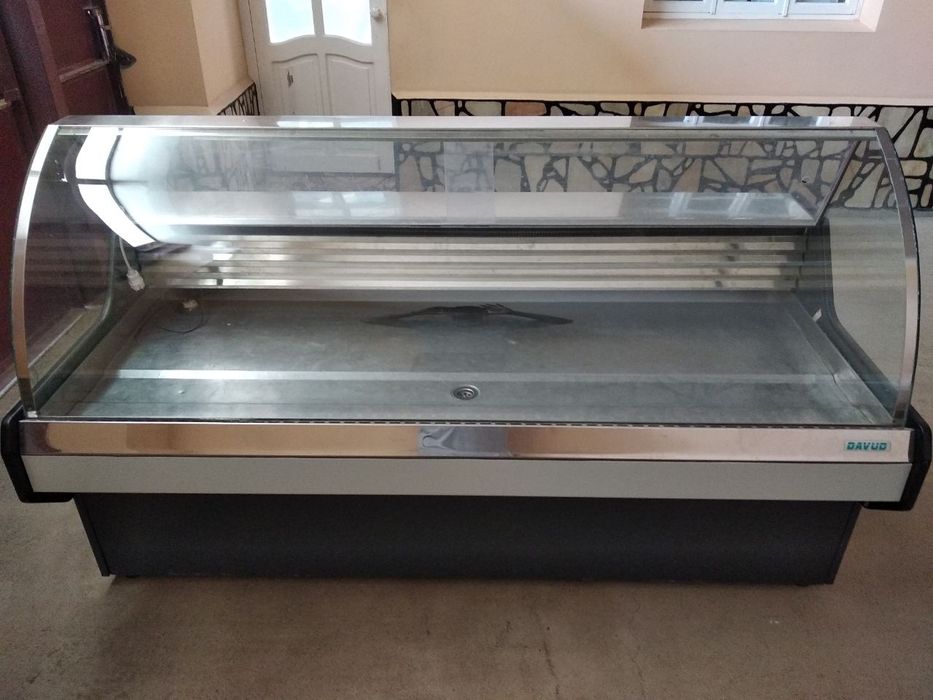 Xaladelnik vitrena 2metrli