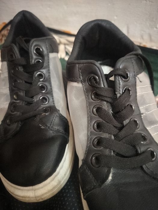 Әйелдер аяқ киім.