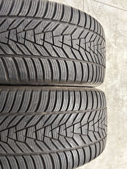 Vand 2 anvelope 285/40/21 hankook de iarnă ca noi