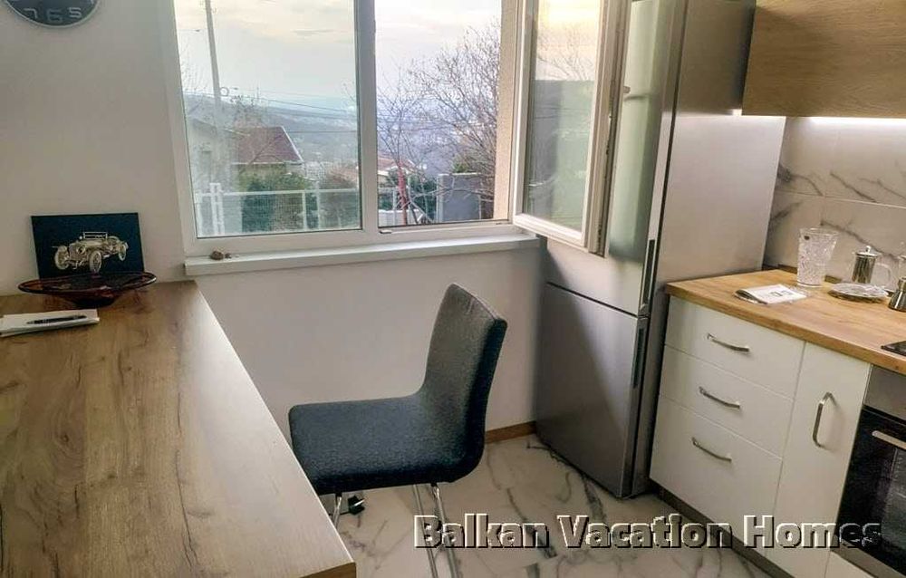 Продава се Двустаен апартамент в с. Аспарухово, Област Варна - 135 кв.м за 1556 €/кв.м - Снимка #5