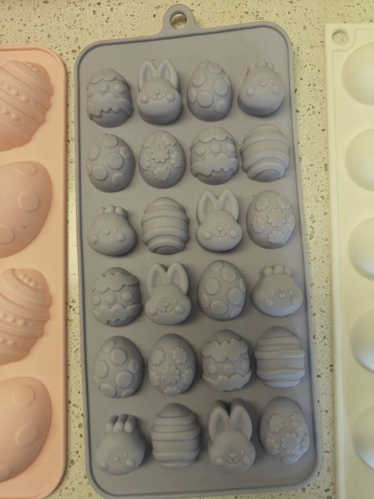 Силиконови форми за печене, бонбони или свещи