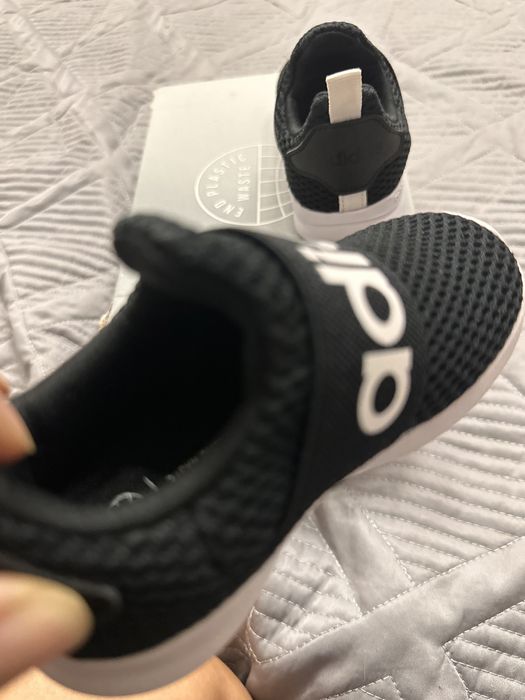 Продам детские адидас