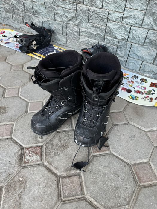 Лыжи и обувь для начинающих