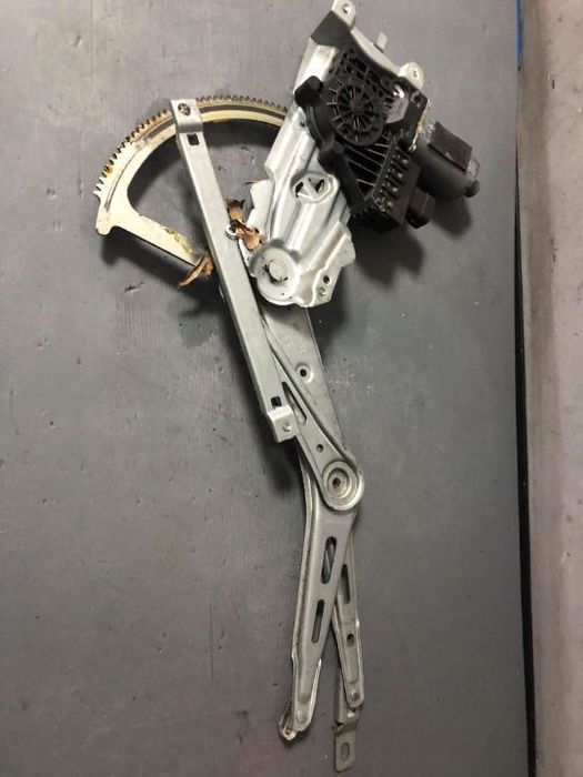 macara geam stanga fata opel zafira b