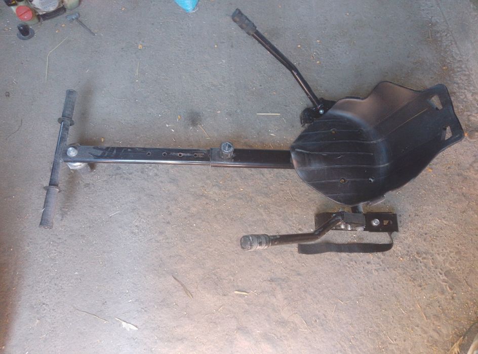 Vând scaun pentru hoverboard