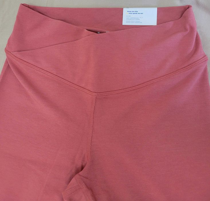 Дамски клин Old Navy Active PowerChill, M Petite, с етикет