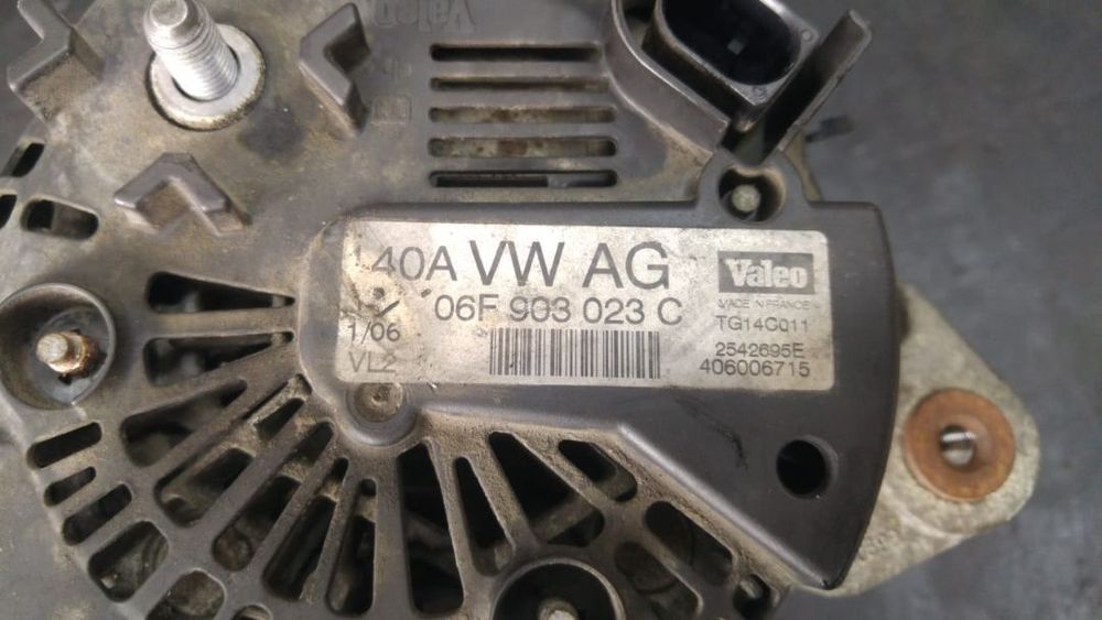 alternator 2.0 tdi  audi a3 8p a4 b8 a5 8f vw golf 6 passat b7 tiguan 5n skoda octavia 2 06f903023c
