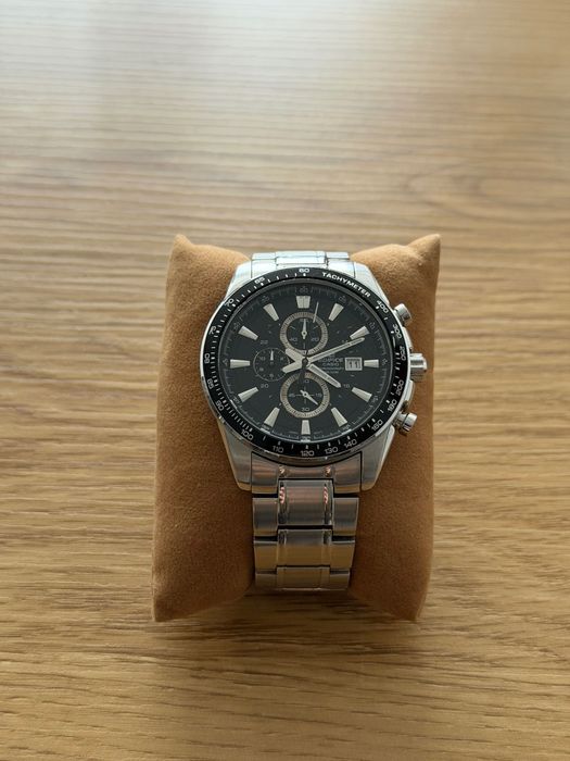 Часовник Casio Edifice