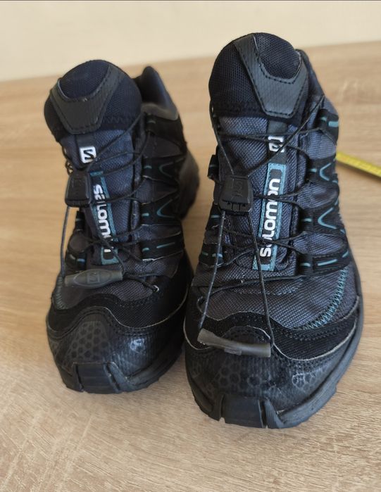 Salomon Goretex 36 (23cm)