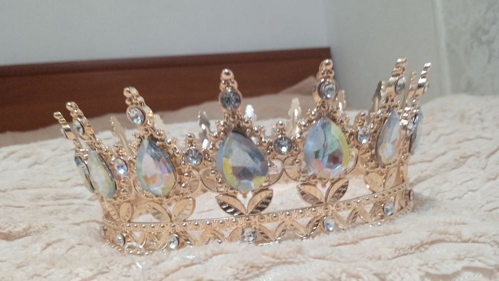 Корона из железа