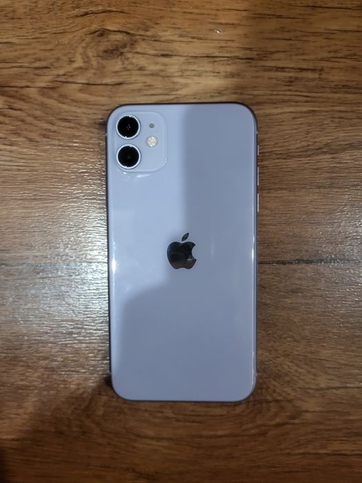 Телефон iPhone 11 срочно срочно