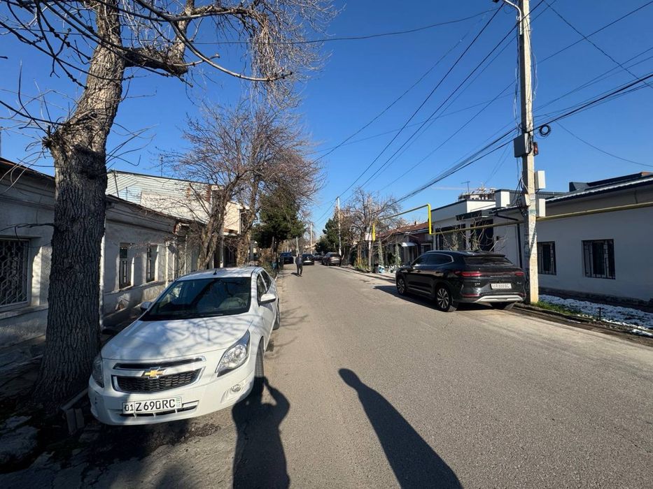 Нукусская, Российское посольство участок 6 соток под инвестицию