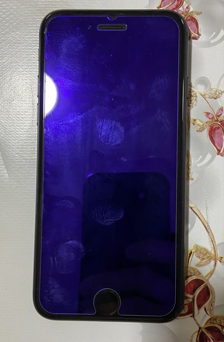 iphone 7 в отличном состяний (32гб)
