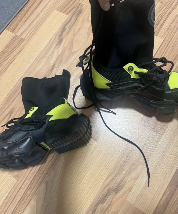 Ghete adidas soseata noi Banu marimea 40