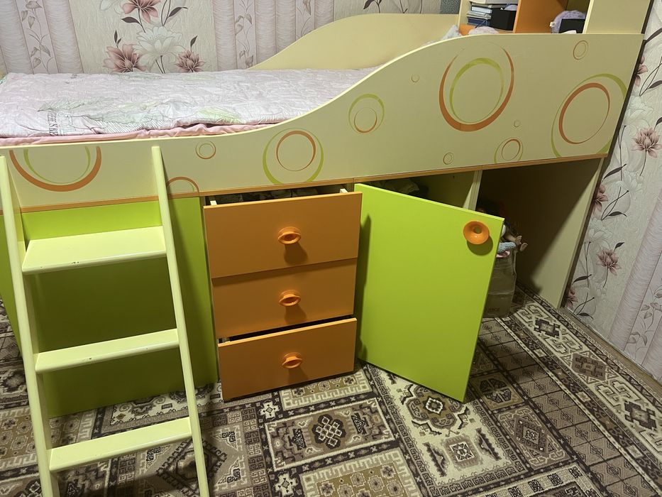 Продам детские кровати