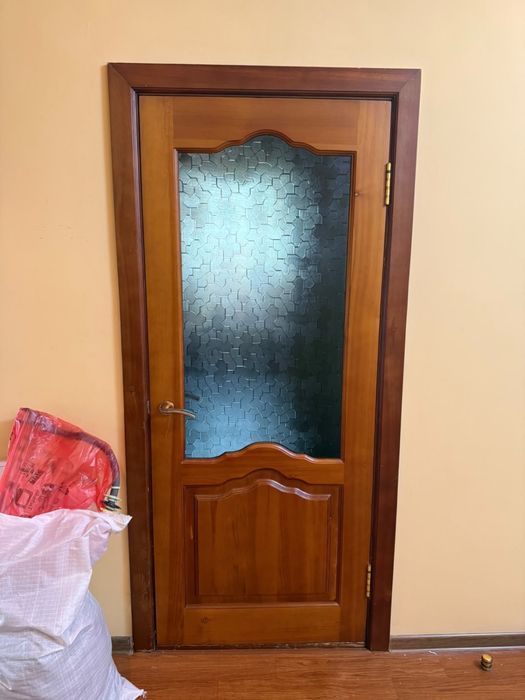 Продам деревянные двери