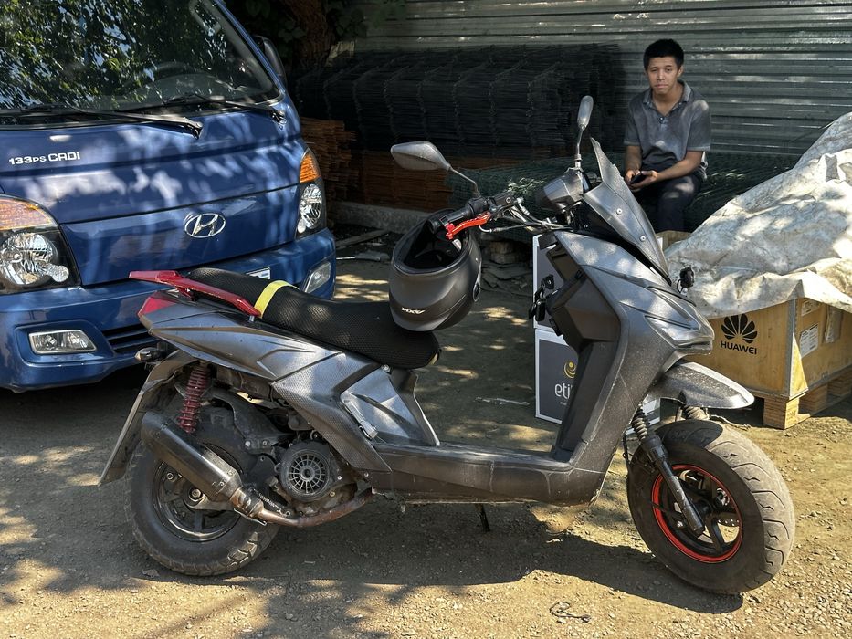 Продам скутер Samurai 150