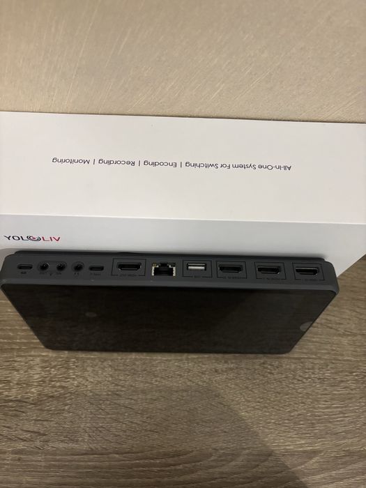 YoloLiv YoloBox Pro All-in-One Multi-Cam Live Streaming System