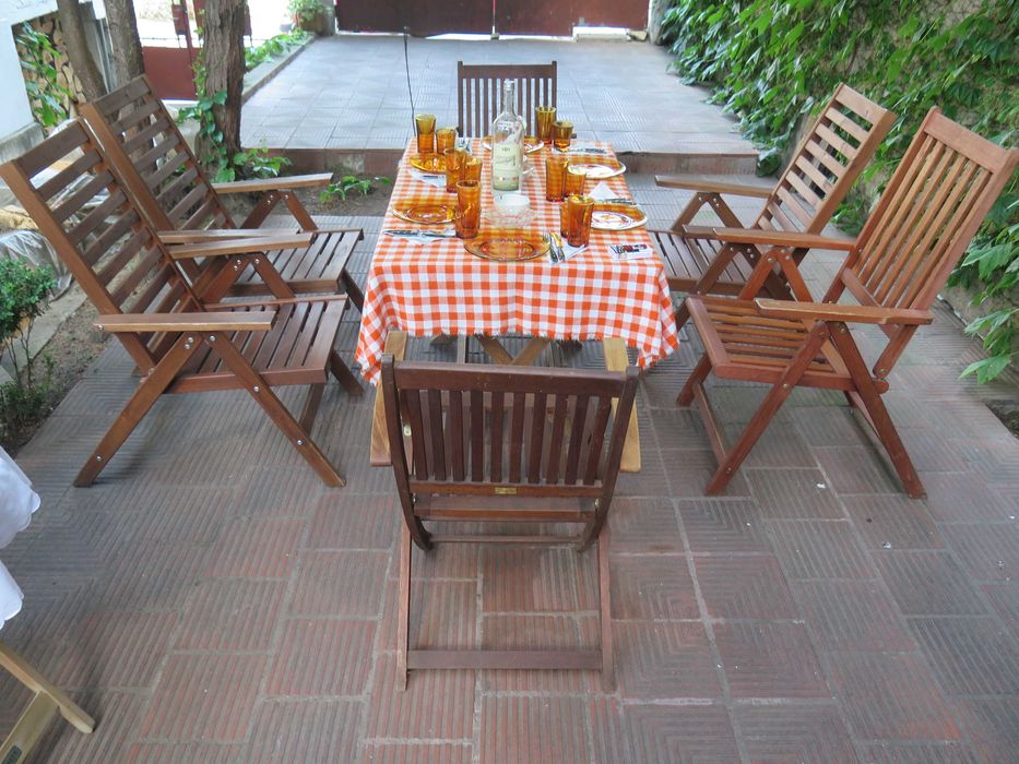 Тиково дърво ,сгъваем, стол-2бр.,маса-2бр.,