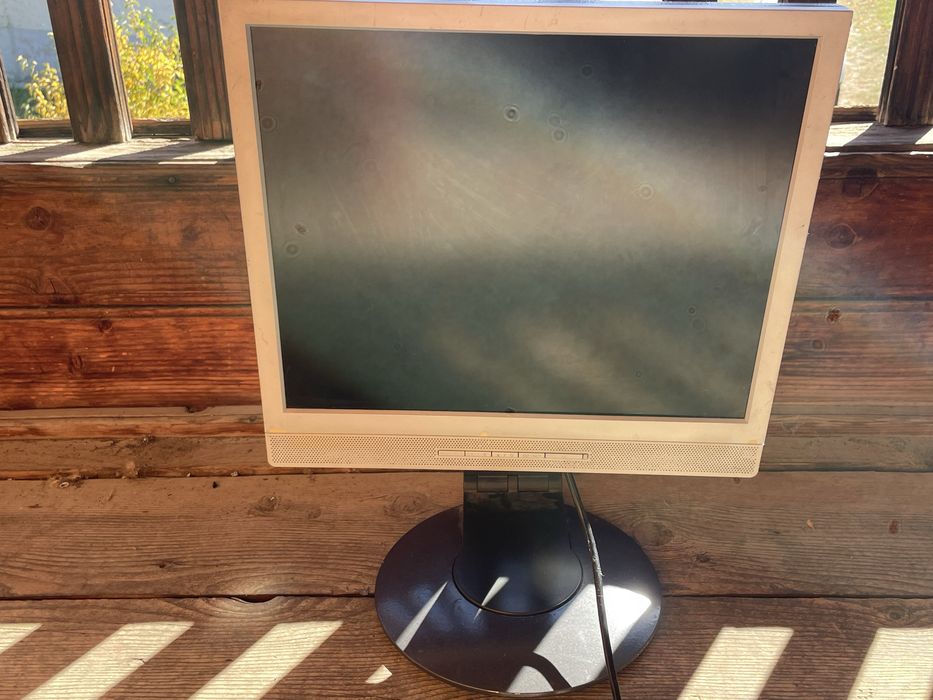 Monitor Fujitsu old