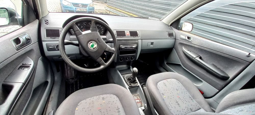 Vand Skoda Fabia 2002, benzina 1.4 L, MPI