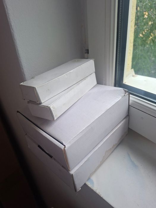 2 Buc usi  interior din MDF Optima 063, cu geam, reversibila, toc si accesorii incluse, stejar inchis, 60 x 200 cm