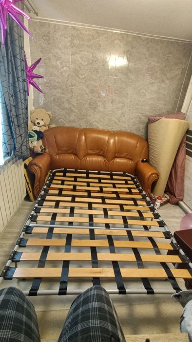 Canapea extensibilă.