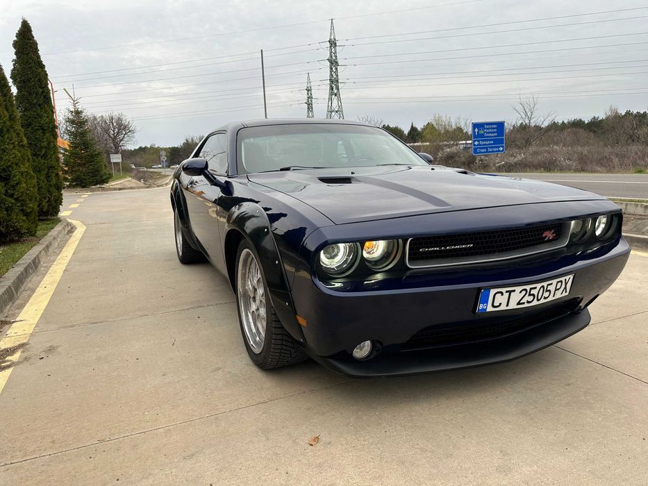 Dodge Challenger 5.7 HEMI