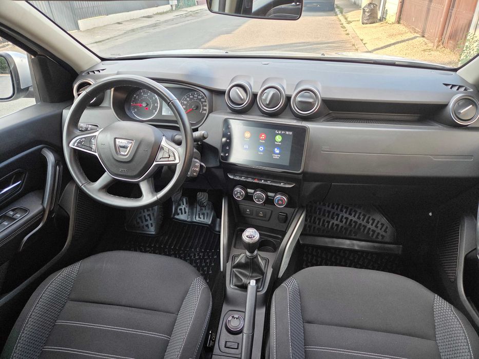 Dacia Duster, an 2022, 1.5dci, 4x4, troliu fata 4100kg