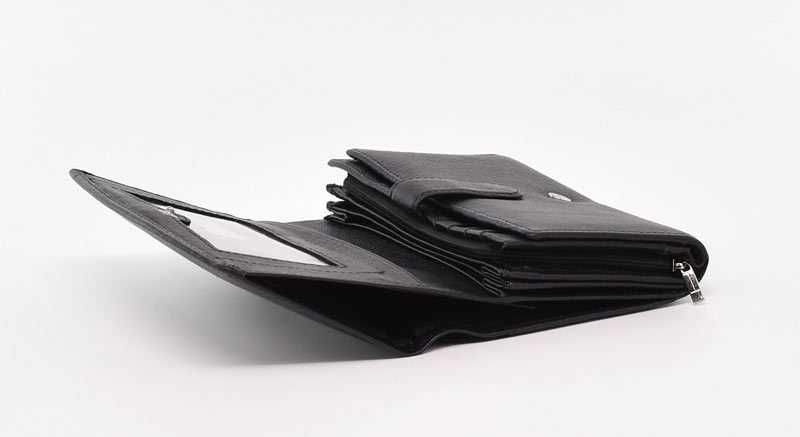 Дамско портмоне от естествена кожа