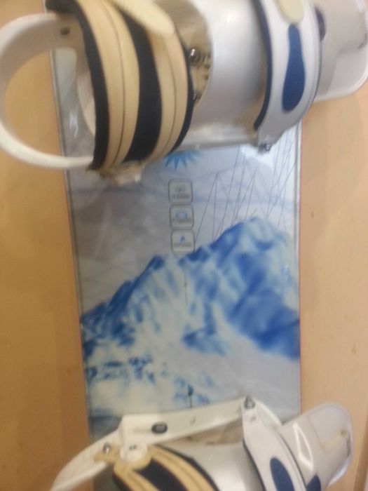 Сноуборд 156 см . Комплект със автоматите, докаран от Швейцария.