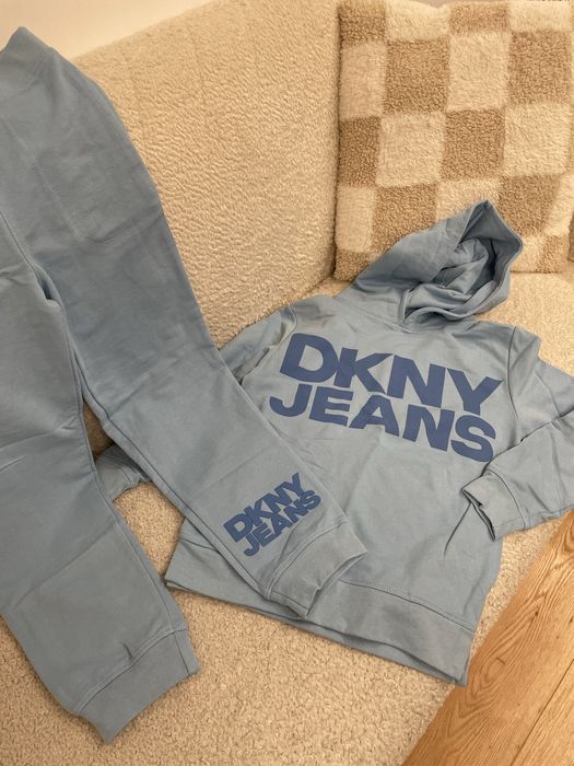 Детски екип на DKNY