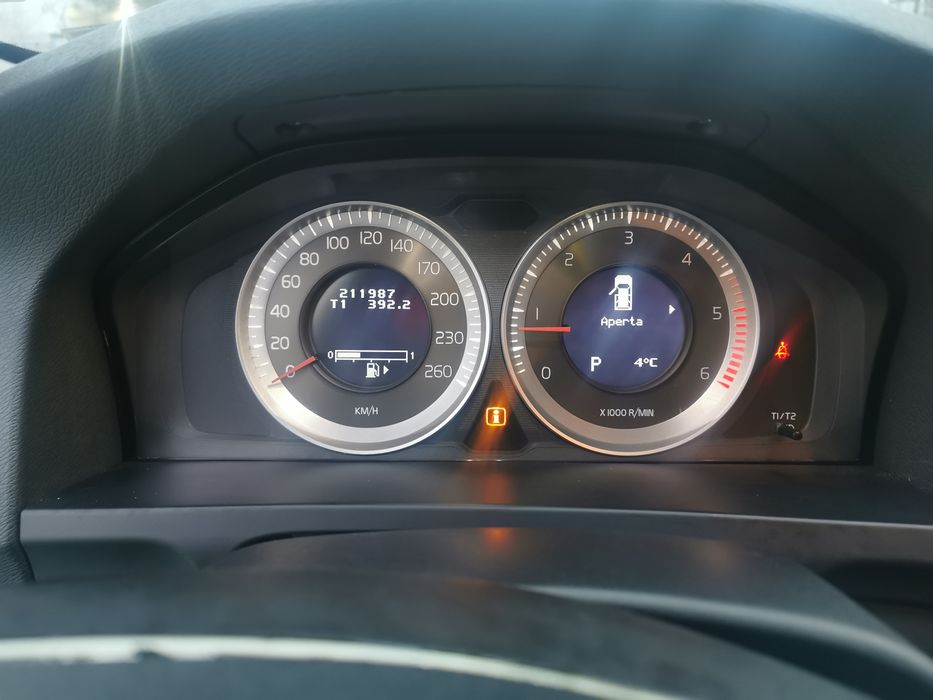 Двигател D5204T2