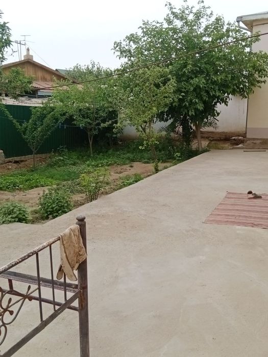 Ховли уй сотилади 4/5 сотук 5 хона