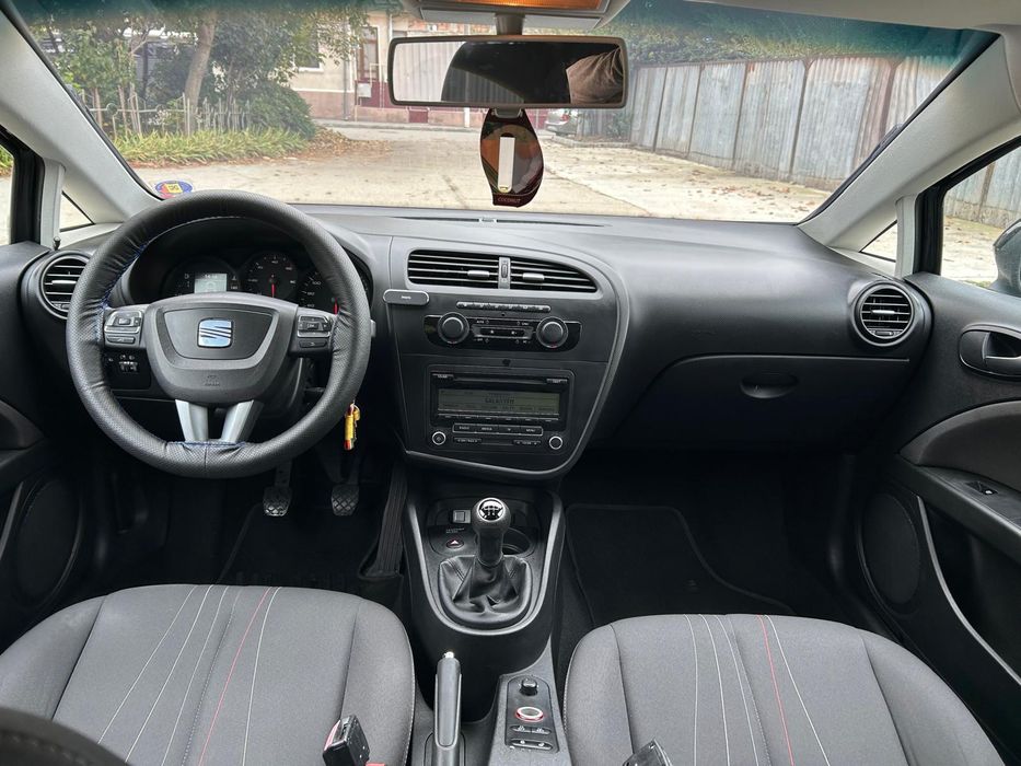 SEAT Leon 2013 — imagine 5