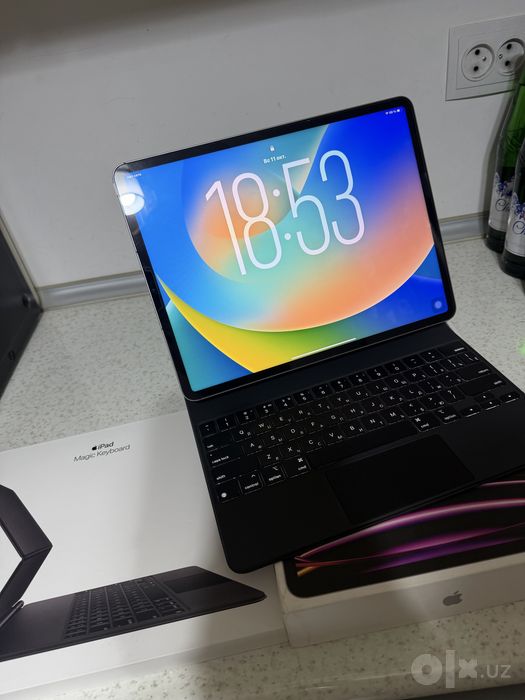 iPad Pro 12.9-inch 256 GB (M2) 6-th Generation