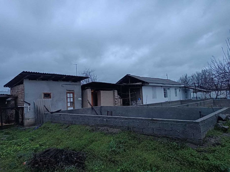 Ховли уй сотилади