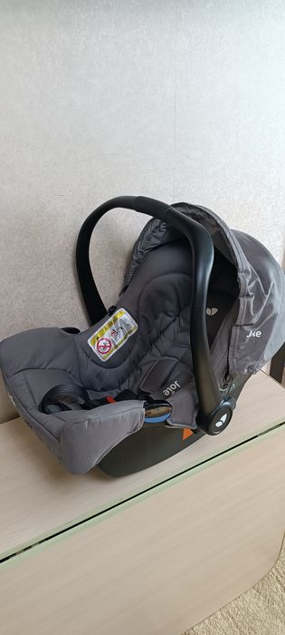 автокресло-переноска Joie