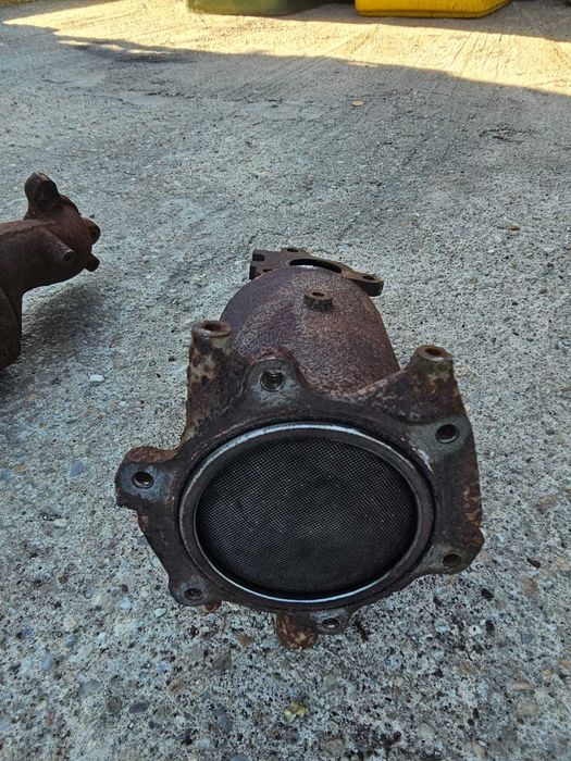 Nissan X-Trail T30, Piese Nissan X-Trail T30, 2,2 din 2001-2008,  Catalizator, Actuator airbag, volan, alternator Amortizor, Ansamblu stergatoare, Arc
