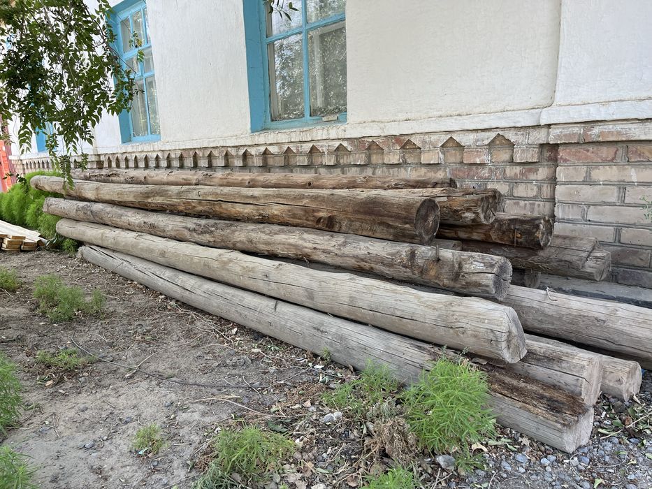 Продам бревна для стройки