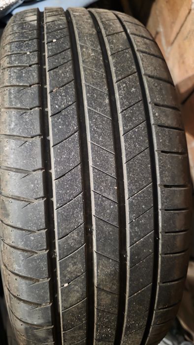 215 / 55 / 18 KUMHO Ecsta