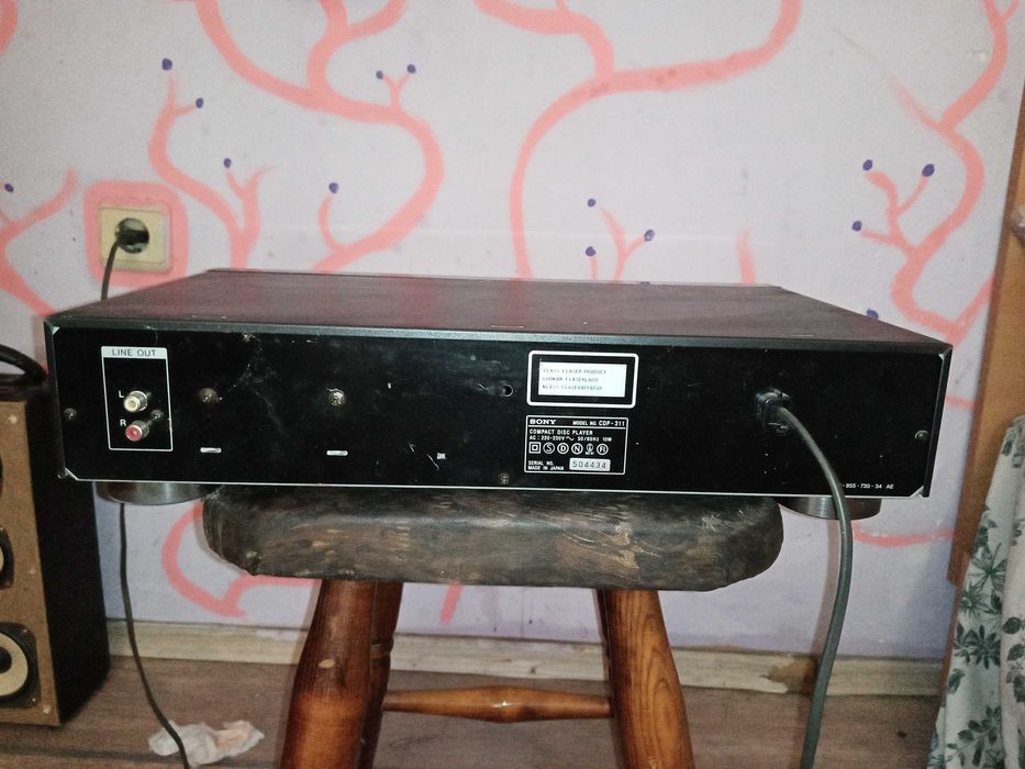 Sony CD Player CDP-XA1ES advanced pulse D/A CONVERTER