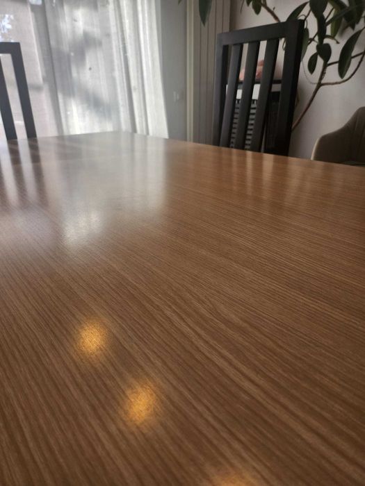 Masa dining si 6 scaune