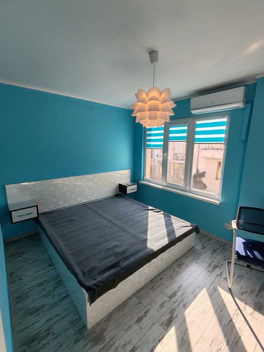 Дава се под наем Двустаен апартамент в София, Център - 62 кв.м за 598.23 € - Снимка #2